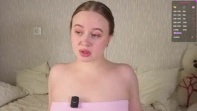 LunaDew online show from February 27, 2026, 4:29 pm