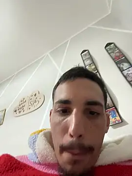 piccolo2002 online show from April 6, 2026, 5:41 am