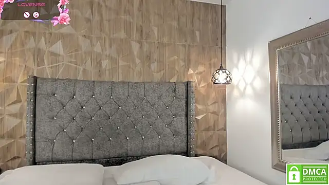 Zamahara Rodriguez online show from April 17, 2026, 8:00 pm