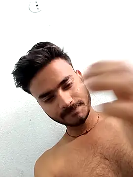 sdgjjkkmm online show from March 29, 2026, 3:52 am