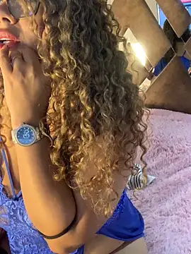 TianaRios Pink online show from January 31, 2026, 7:23 pm