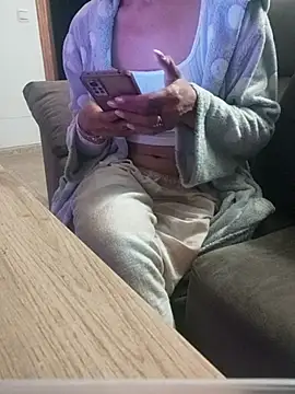 Pinkladyvip online show from February 7, 2026, 7:44 pm