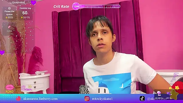 mitzukywinteer online show from June 18, 2026, 9:53 pm