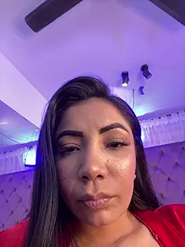 Auri   online show from February 13, 2026, 8:09 pm