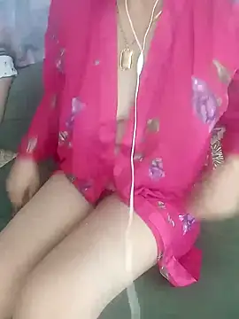 Snapshot of Naughty-Yousra chatting on August 1, 2026, 2:48 pm Naughty-Yousra online show from August 1, 2026, 2:48 pm