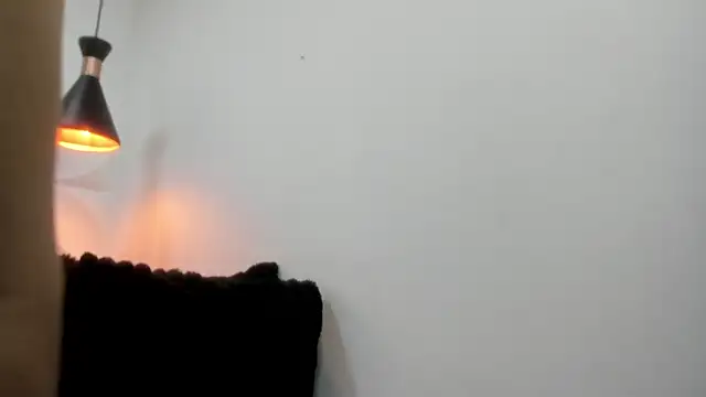 zaira skinny online show from March 31, 2026, 3:41 am