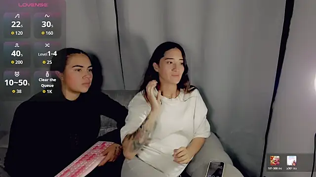 VictoriaHoneyy online show from May 14, 2026, 2:41 am