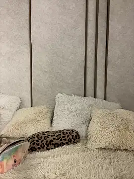 lilithdya online show from March 13, 2026, 6:51 am