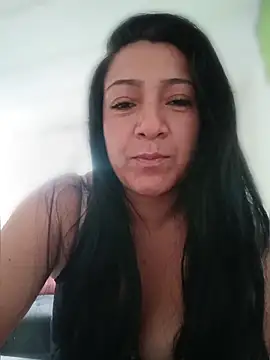 Katysaez online show from May 19, 2026, 9:22 pm