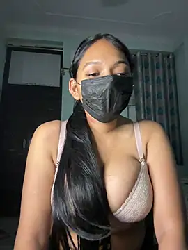 Snapshot of RadhikaHotty chatting on April 28, 2026, 5:50 pm RadhikaHotty online show from April 28, 2026, 5:50 pm