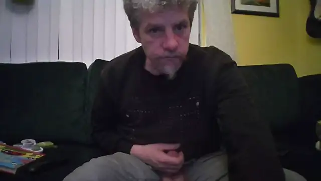 chiichii23 online show from March 16, 2025, 9:26 pm