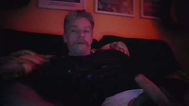 chiichii23 online show from February 15, 2025, 10:52 pm