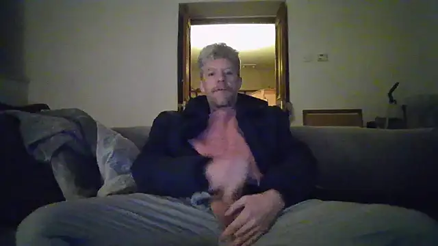 chiichii23 online show from November 8, 2025, 8:45 pm