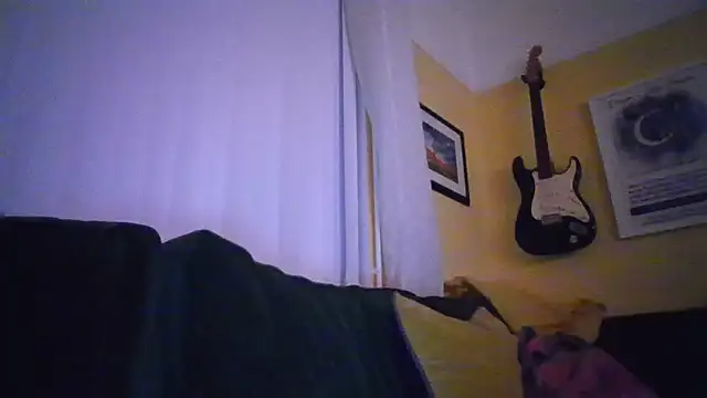 chiichii23 online show from March 18, 2025, 9:43 pm