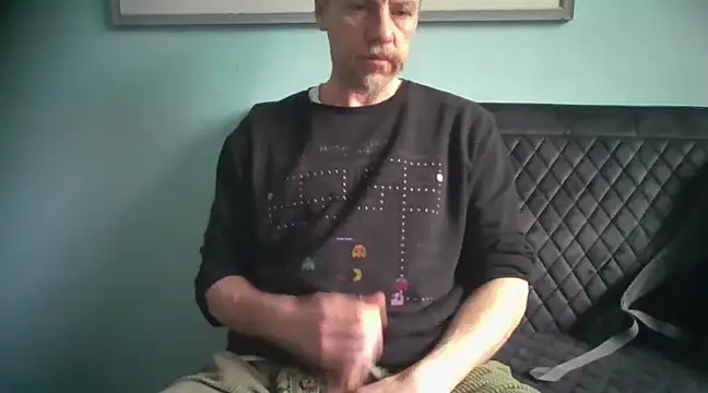 chiichii23 online show from February 16, 2025, 2:43 pm