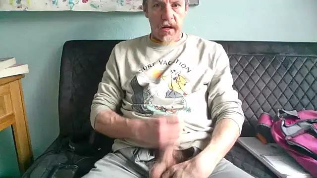 chiichii23 online show from March 12, 2025, 2:45 pm