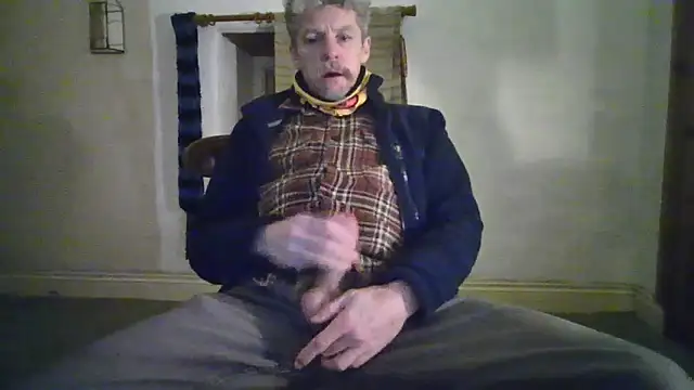 chiichii23 online show from November 19, 2025, 9:04 pm