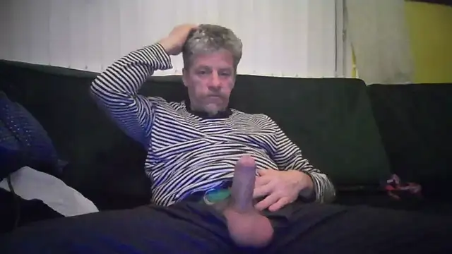 chiichii23 online show from February 22, 2025, 10:52 pm