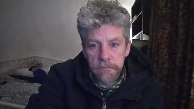 chiichii23 online show from October 21, 2025, 9:58 pm