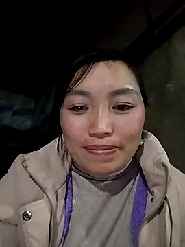 Snapshot of lia-coy chatting on February 10, 2026, 1:21 pm lia-coy online show from February 10, 2026, 1:21 pm