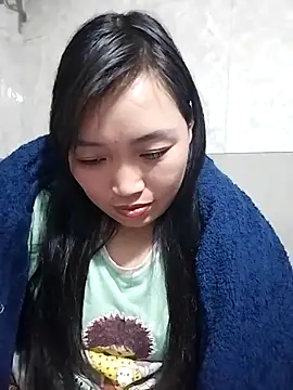 Snapshot of lia-coy chatting on February 7, 2026, 1:52 pm lia-coy online show from February 7, 2026, 1:52 pm