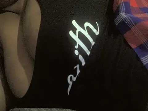 champers1234 online show from April 18, 2026, 6:16 am