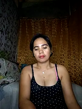 LoveSammantha24xxx online show from March 17, 2026, 4:37 am