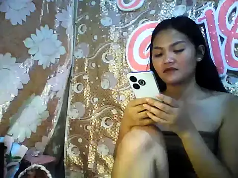PinaySkinnyJust18 online show from February 16, 2026, 9:19 am