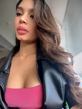 Snapshot of Amaliarand chatting on February 27, 2026, 9:14 pm Amaliarand online show from February 27, 2026, 9:14 pm