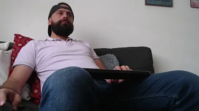 SpermsBank online show from December 1, 2025, 5:47 pm