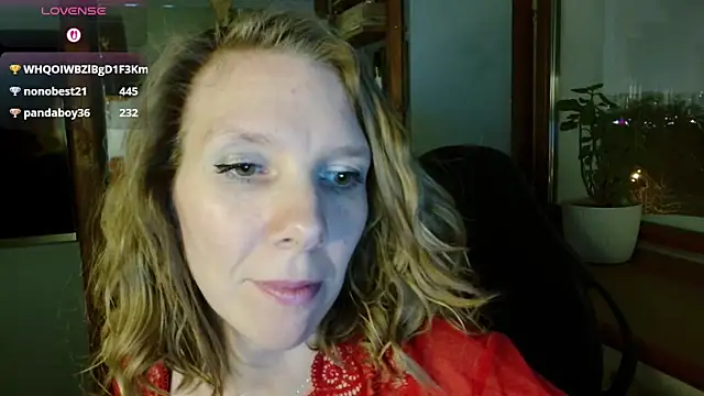 Snapshot of Daisy_Lovely chatting on February 4, 2026, 4:24 pm Daisy Lovely online show from February 4, 2026, 4:24 pm