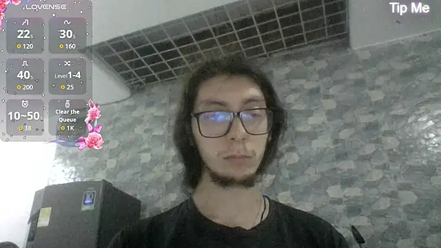 Snapshot of GaahlFrost chatting on June 16, 2026, 1:38 am GaahlFrost online show from June 16, 2026, 1:38 am
