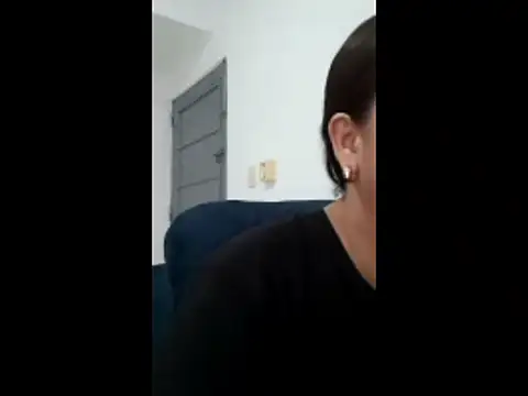 lunitahoney13 online show from March 6, 2026, 2:23 pm