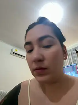 Snapshot of KathiaJenner chatting on February 27, 2026, 2:17 pm KathiaJenner online show from February 27, 2026, 2:17 pm