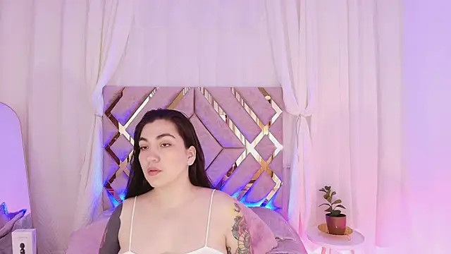 KathiaJenner online show from May 12, 2026, 12:33 pm