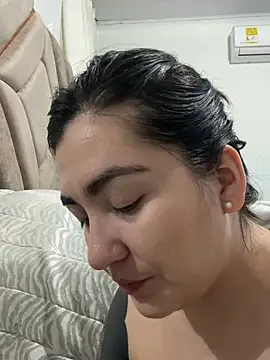 Snapshot of KathiaJenner chatting on February 28, 2026, 11:43 am KathiaJenner online show from February 28, 2026, 11:43 am