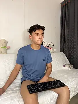 Caydensmit online show from February 19, 2026, 7:22 pm