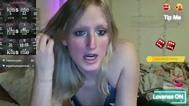 Snapshot of goddessalison chatting on January 19, 2026, 3:54 am goddessalison online show from January 19, 2026, 3:54 am