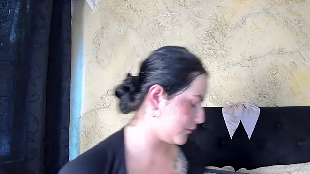 Snapshot of JeniferPowell_nm chatting on February 4, 2026, 6:03 pm JeniferPowell nm online show from February 4, 2026, 6:03 pm