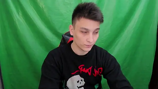 Snapshot of Justin_time111 chatting on April 1, 2026, 4:48 pm Justin time111 online show from April 1, 2026, 4:48 pm