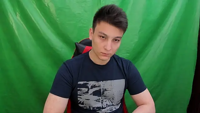 Snapshot of Justin_time111 chatting on April 14, 2026, 9:47 am Justin time111 online show from April 14, 2026, 9:47 am