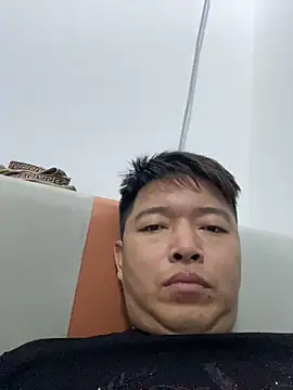 xiaotiantian-10 online show from April 5, 2026, 8:54 am