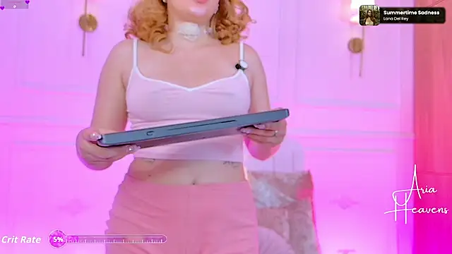 AriaHeavens online show from June 15, 2026, 9:47 pm