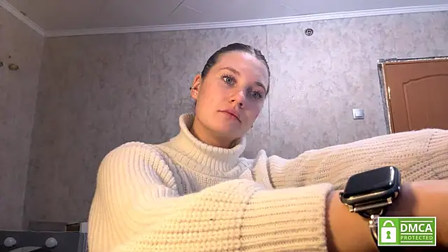 Jolievic online show from April 18, 2026, 12:18 pm