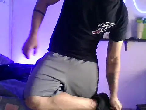 MRdxxx444 online show from April 11, 2026, 5:05 pm