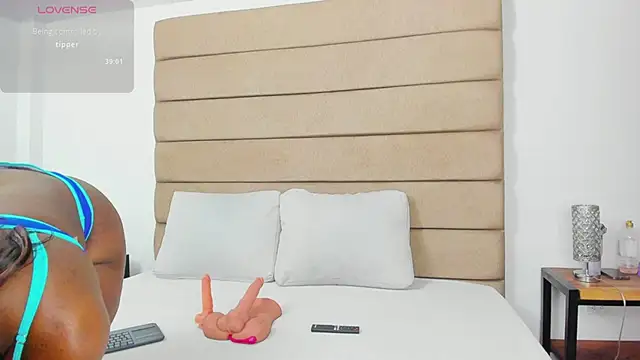 ely brown  online show from March 9, 2026, 3:43 am