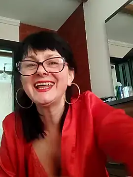 AliceSwan57 online show from April 17, 2026, 6:38 am