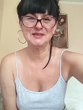 AliceSwan57 online show from June 19, 2026, 7:14 am