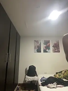 JuliaaVega online show from March 7, 2026, 11:27 am