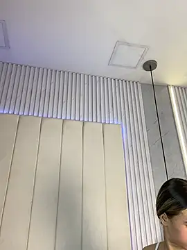 JuliaColemann online show from March 20, 2026, 12:06 pm